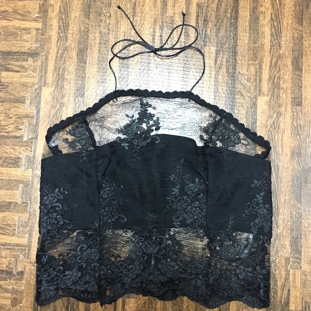 BLACK LACEY HALTER